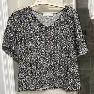 LOFT floral, spring blouse. Size extra small